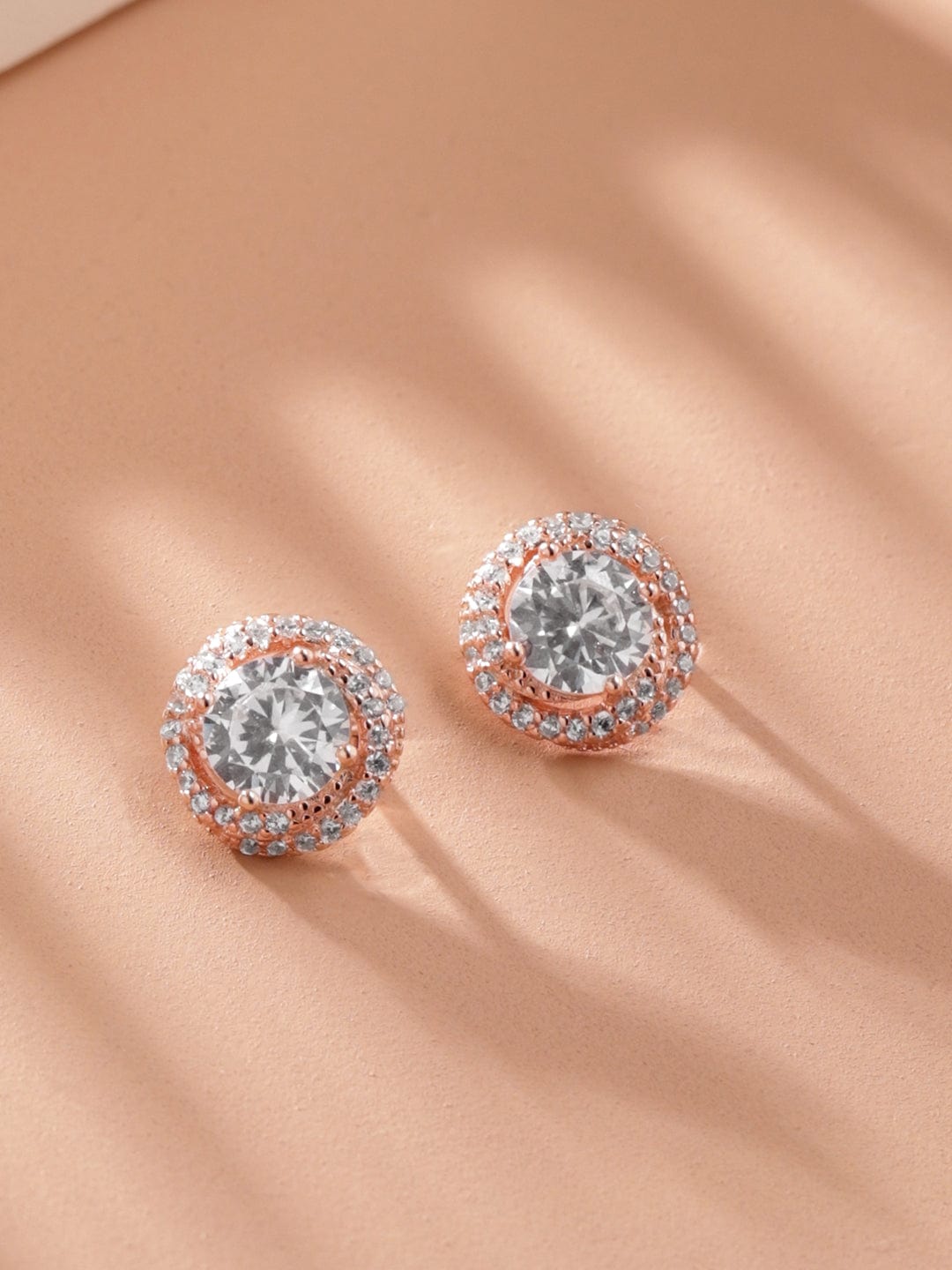 Luxurious Allure 925 Silver Stud Earrings with a Gold Tone Earrings