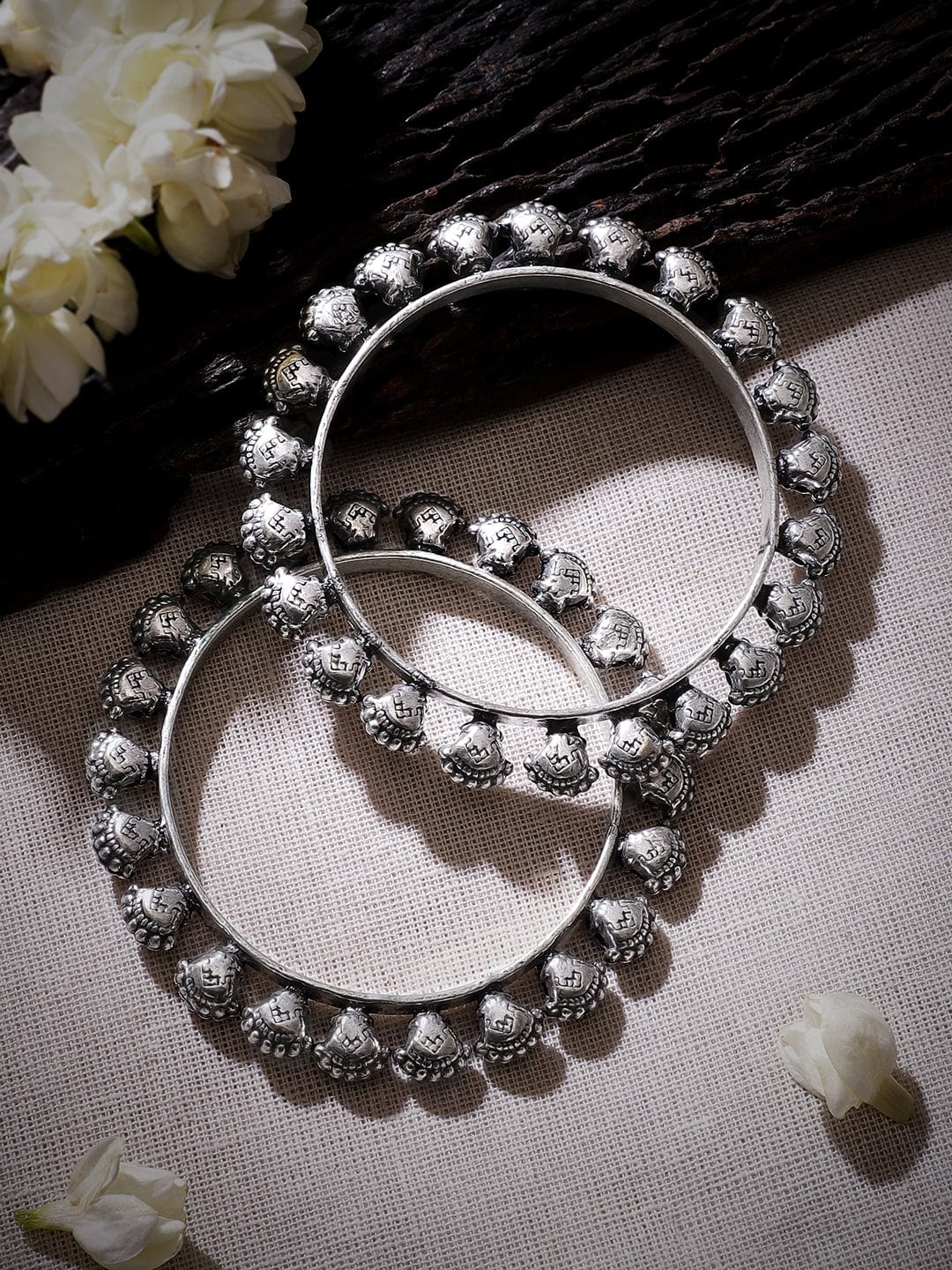 Rubans Set of 2 Oxidized Silver-Plated Bangles Artisan Opulence Bangles & Bracelets