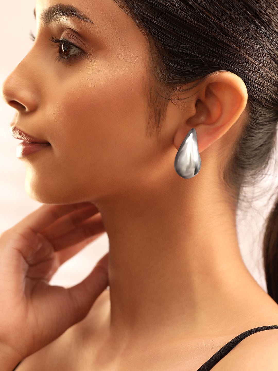 Rubans Voguish Chic Minimalist Silver Plated Stud Earrings Earrings
