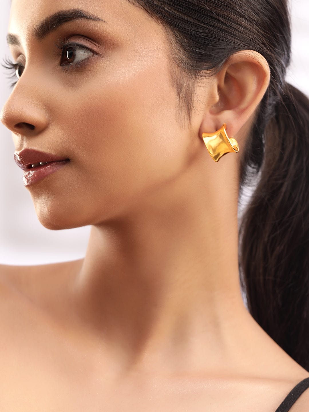 Rubans Voguish Classic Elegance Gold Plated Stud Earrings Earrings