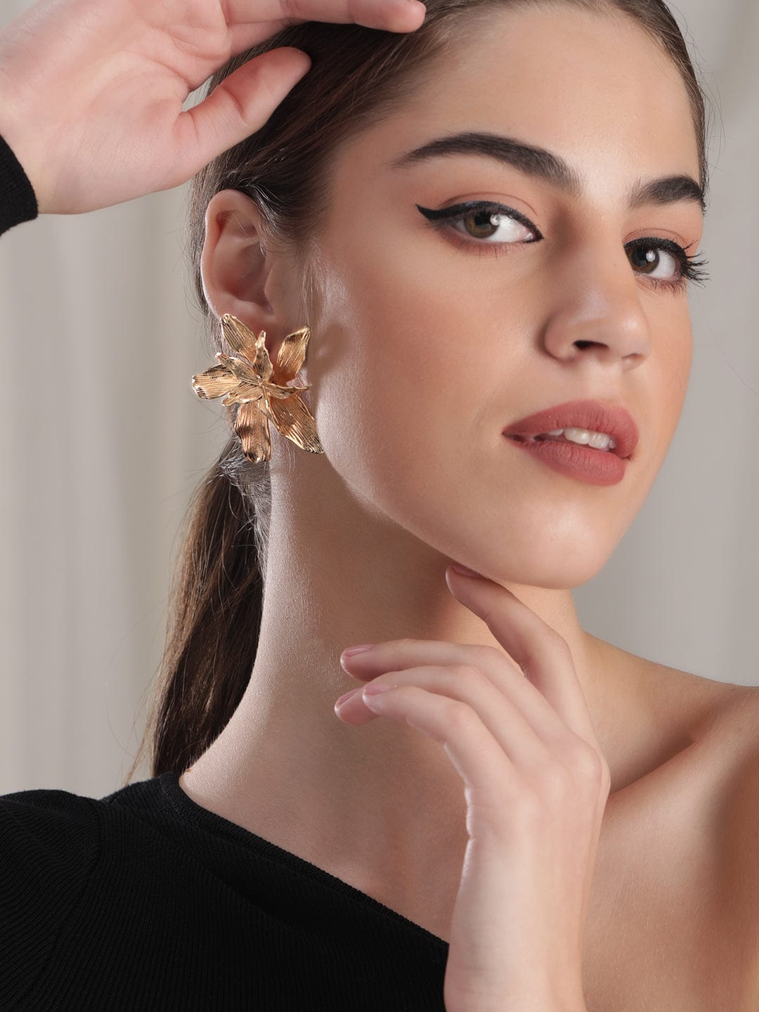 Rubans Voguish Gold-Plated Floral Stud Earrings Earrings