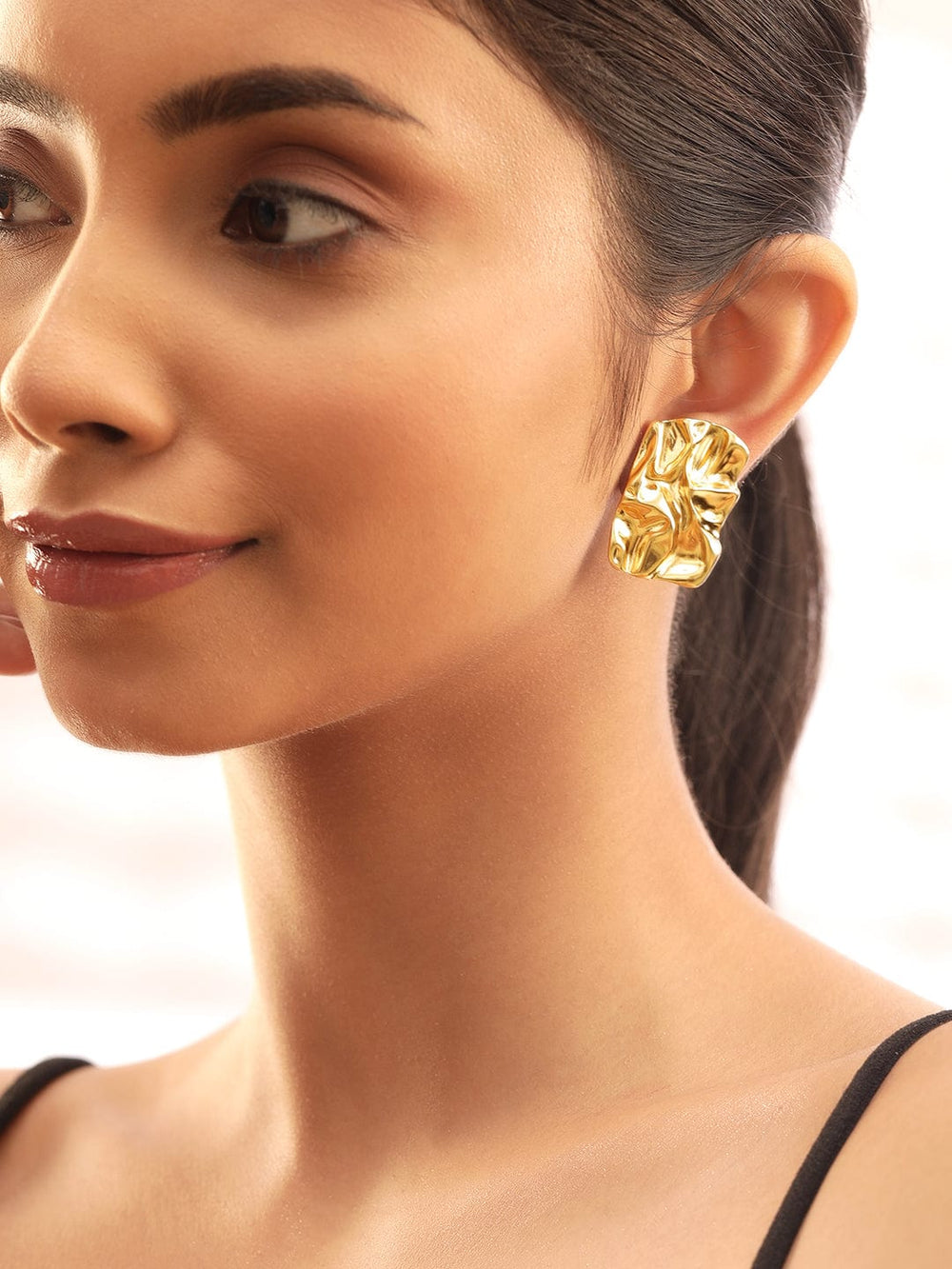 Rubans Voguish Golden Elegance Hammered Square Shaped Textured Stud Earrings Earrings