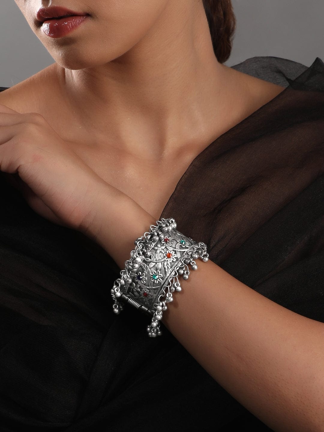 Rubans Women Silver-Plated Oxidised Kada Bracelet Bangles &amp; Bracelets