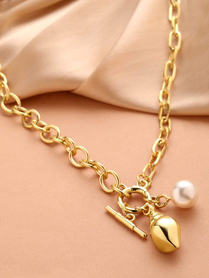 Rubans Gold Plated Handcrafted Shunk Interlinked Chain Necklace Chain & Necklaces