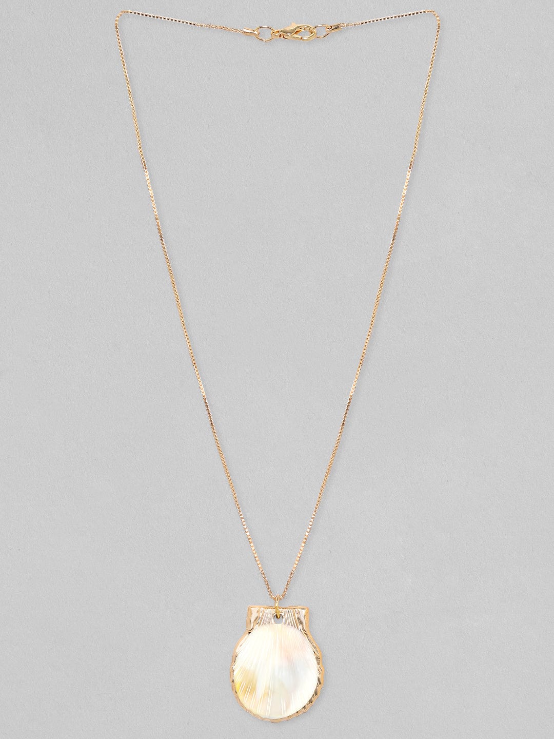 Rubans Voguish Gold-Plated Circular Shaped Pendant With Chain Chain & Necklaces