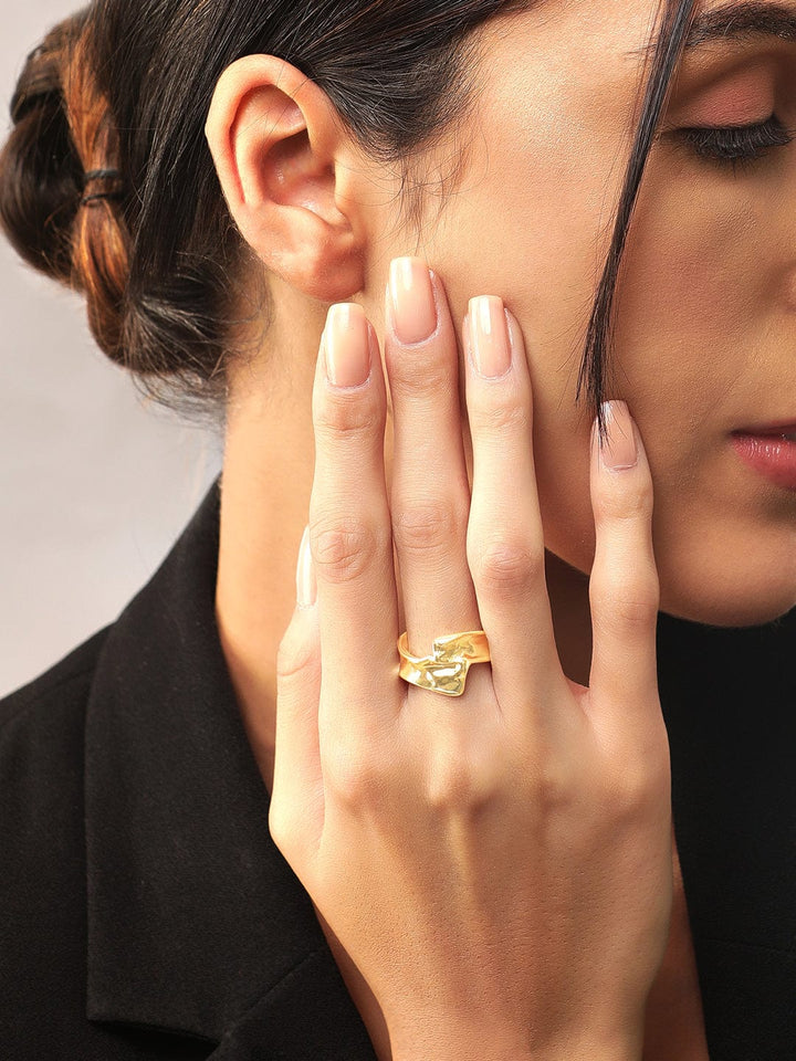 Rubans Voguish Gold-Plated Contemporary Adjustable Finger Ring Rings