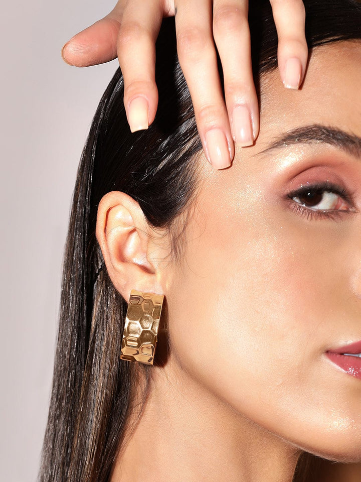 Rubans Voguish Gold-Toned Contemporary Textured Hoop Earrings Earrings