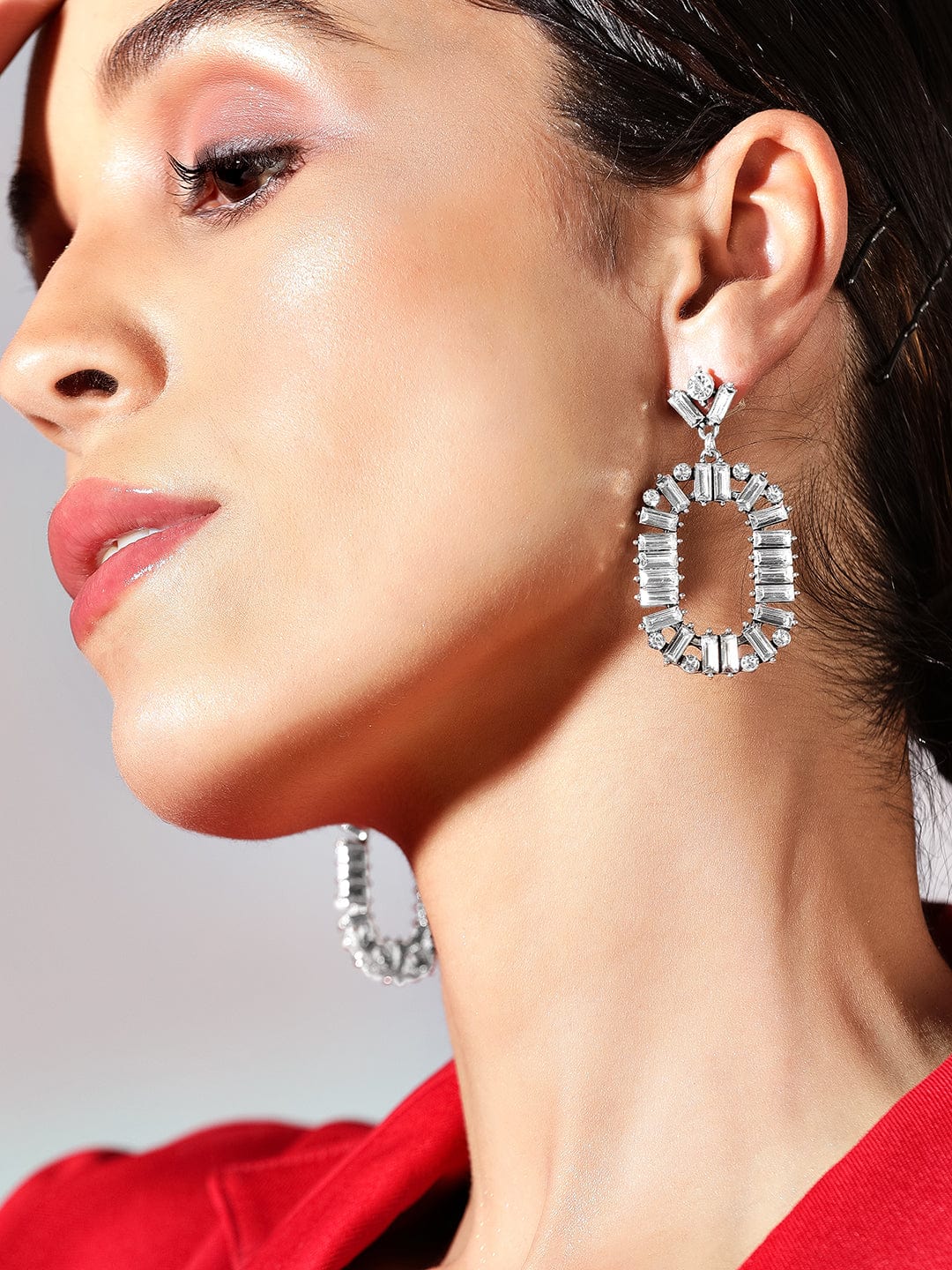 Rubans Voguish white marquise studded earring. Earrings